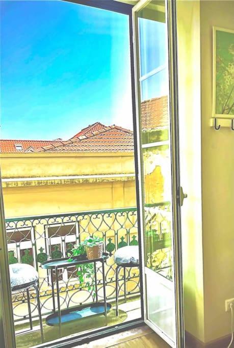 Charming Flat In Chiado-lisbon Appartement